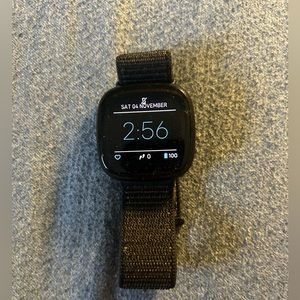 Fitbit Versa 3